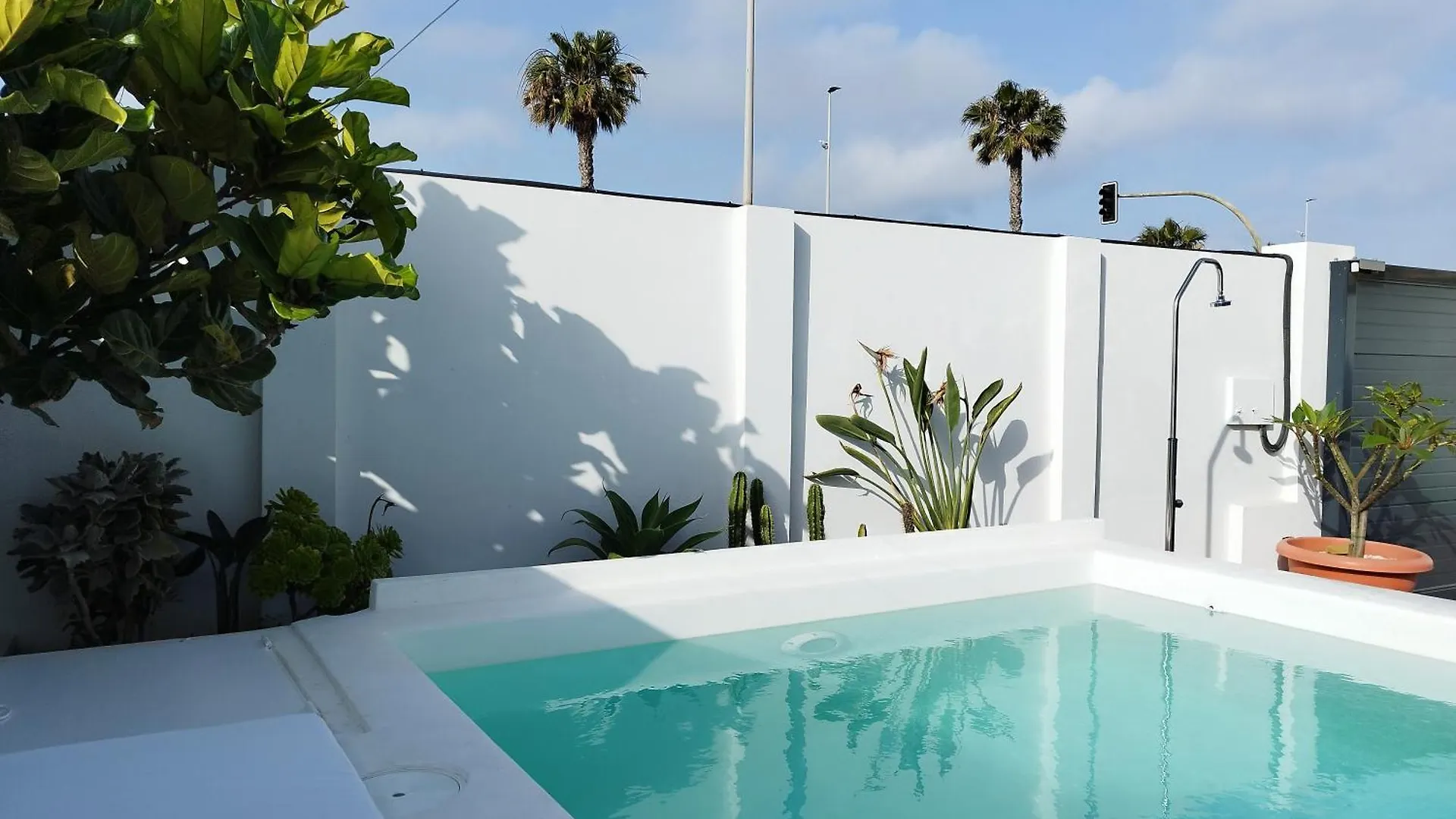 La Alberca Boutique Apartment La Linea de la Concepcion